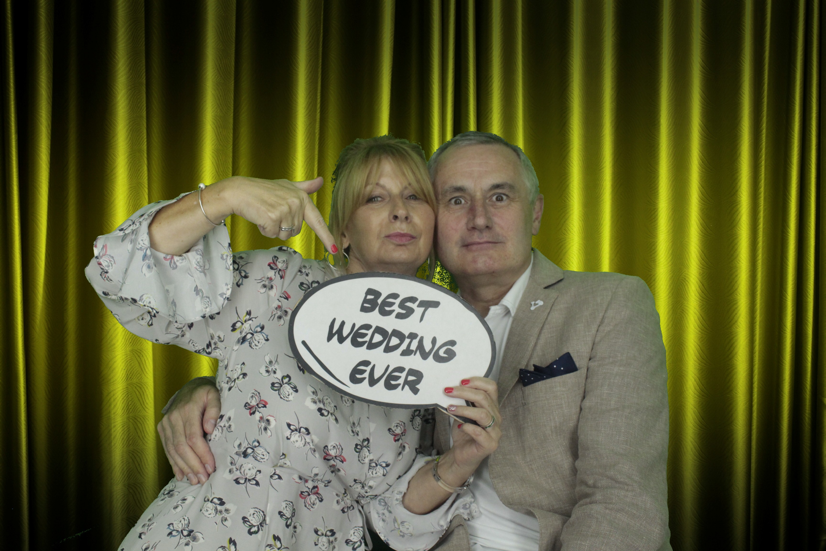 Mr & Mrs McIlvaney | View more photos from the event at gallery.myphotoboothexperience.co.uk/u/MyPhotoBoothExperienceLtd/Mr-Mrs-McIlvaney